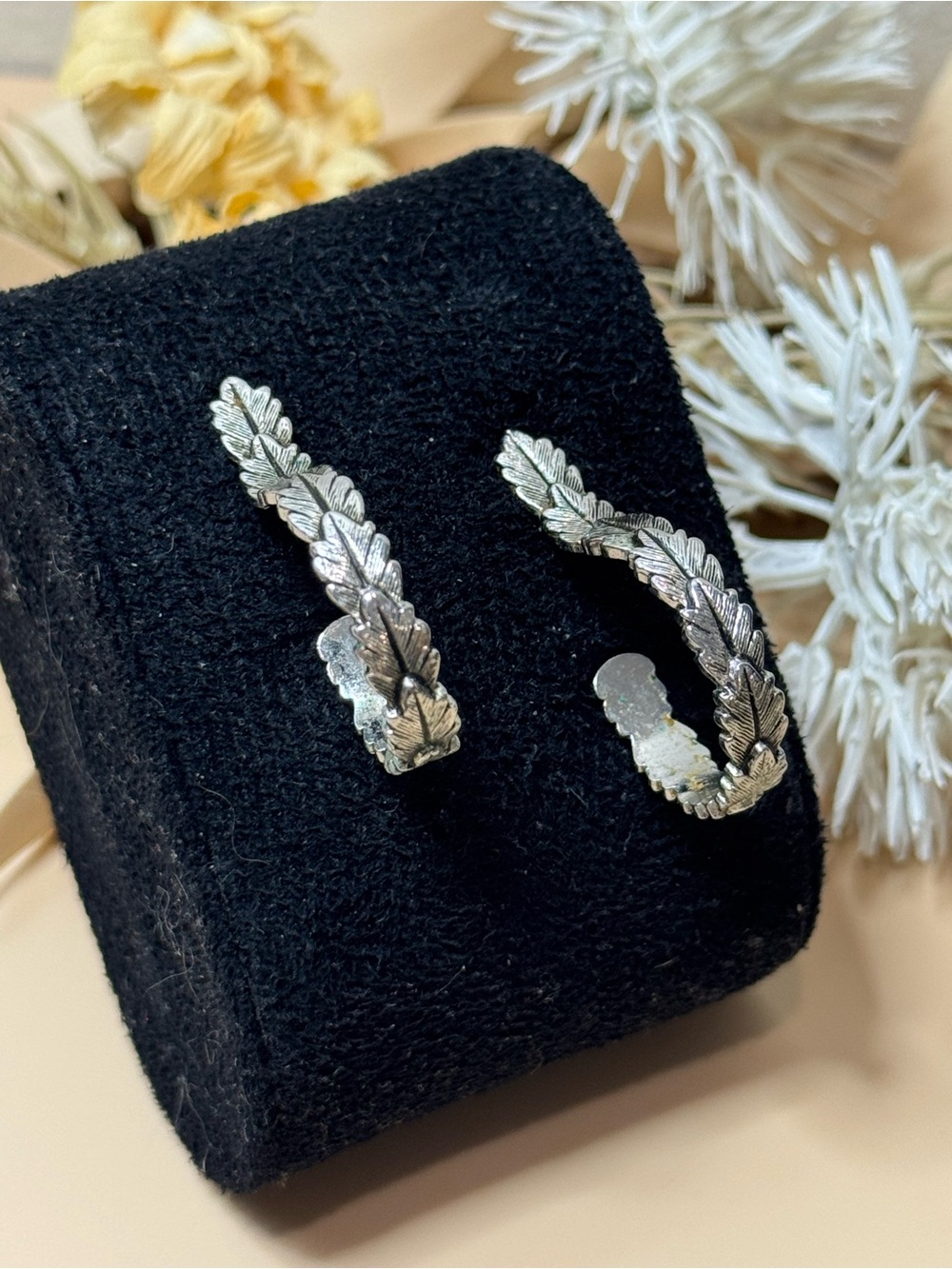 Vintage Silver Tone Leaf Vine Open Hoop Earrings Botanical Statement